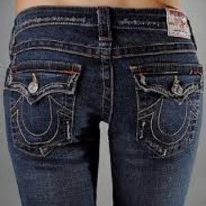 Women's True Religion Joey flare jeans. Size 28.