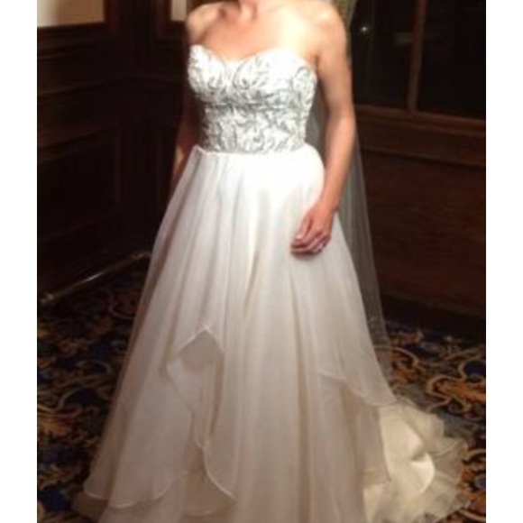 Watters Wedding Gown Daniela 6072B - Picture 7 of 7