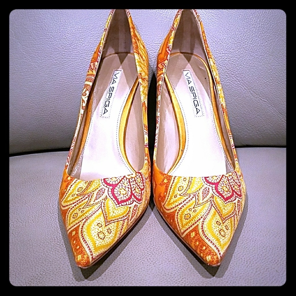 New Via Spiga shoes size 7,5