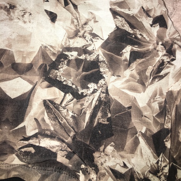 Sheer top - Picture 2 of 3