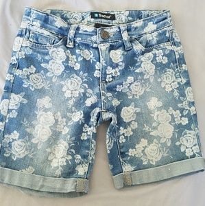 Girls jeans shorts size 6