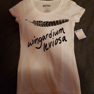 Harry Potter "wingardium leviosa" t-shirt *juniors