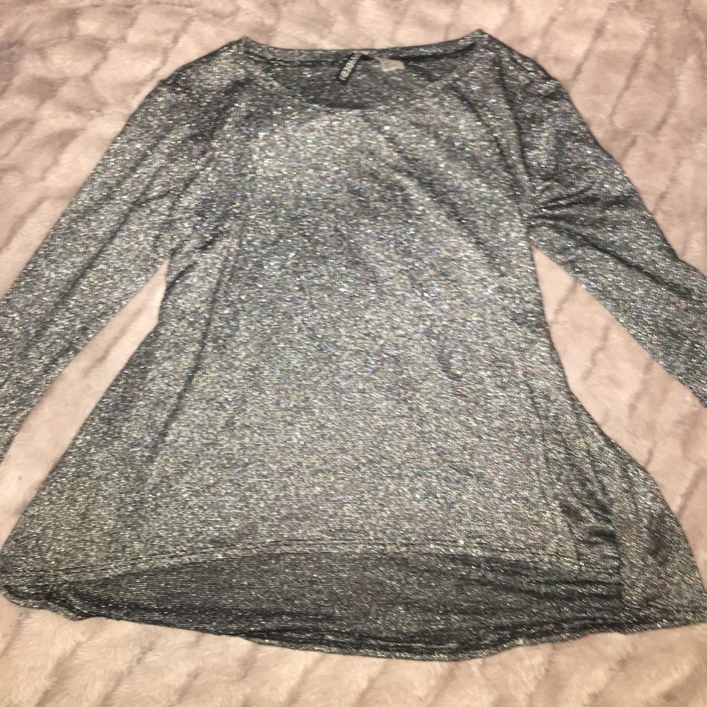 Metallic top