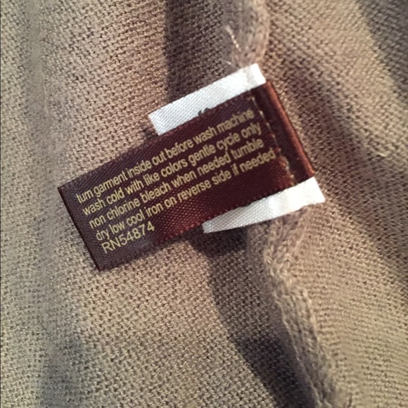 The Limited sweater - Picture 4 of 5