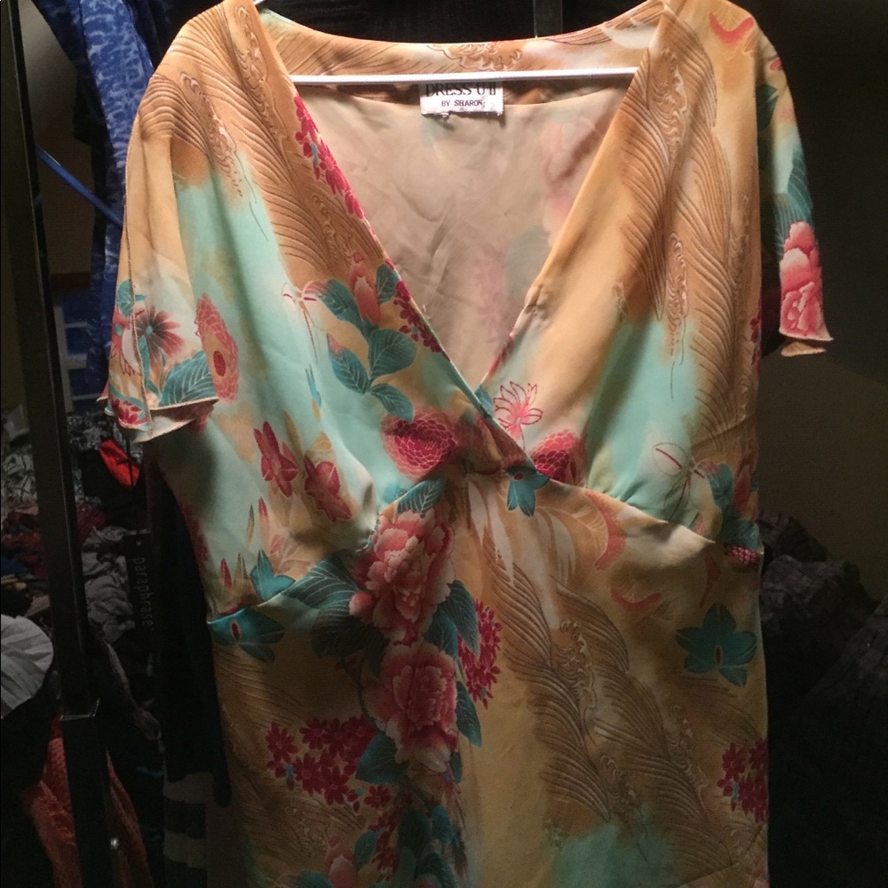 Floral V-Neck Blouse