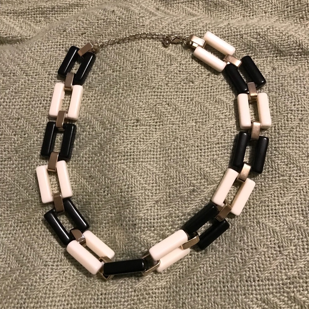 Statement necklace