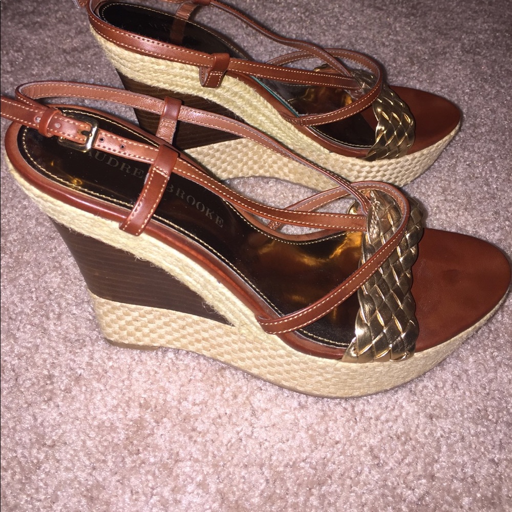 Audrey Brooke Wedges
