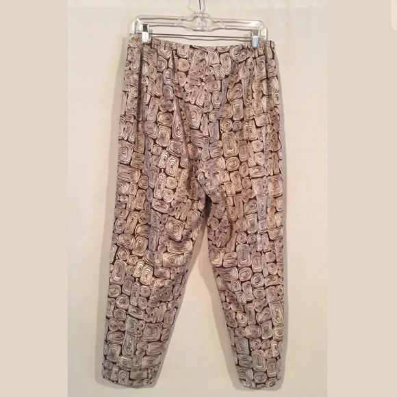 Sold - Picture 2 of 5