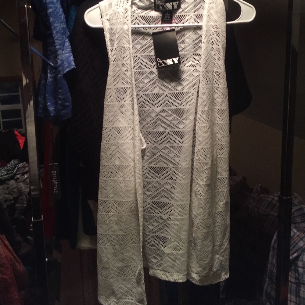 Thin White Knitted Sleeveless Cardigan