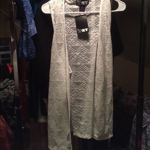 Thin White Knitted Sleeveless Cardigan