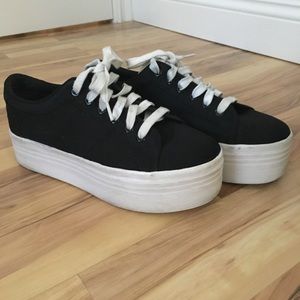 JC Play Platform Sneakers