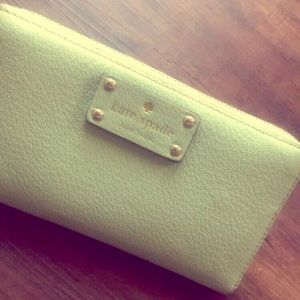Kate Spade Deluxe Wallet