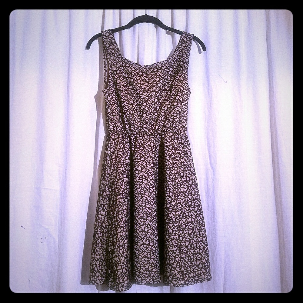 ***LIVE TO BE SPOILED BLACK & BEIGE LACY DRESS***