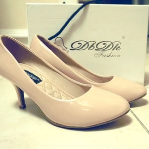 ModCloth Nude Kitten Heel