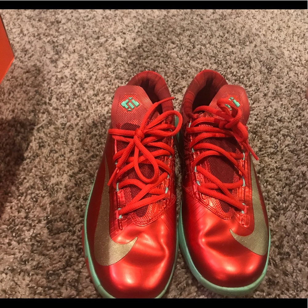 KD VI (GS) Christmas size 6Y