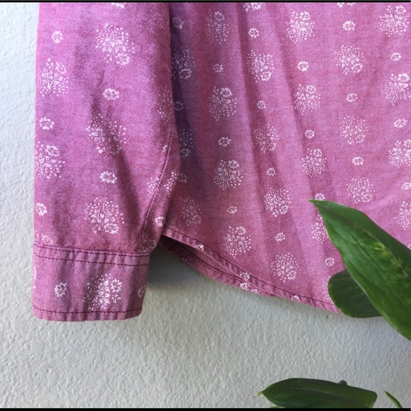 Old Navy Classic Patterned Pink Oxford Shirt - Picture 5 of 5