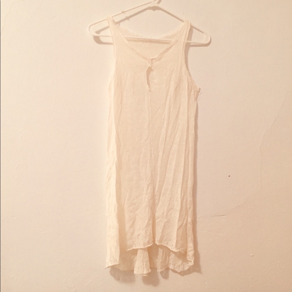 Ivory light weight sweater top. - Picture 2 of 8