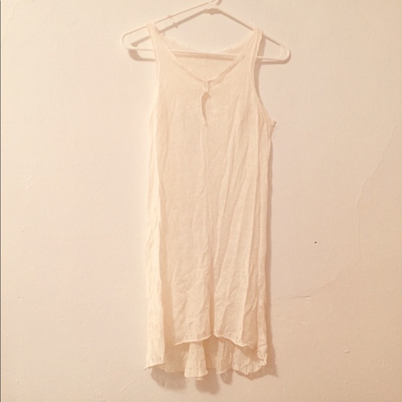 Ivory light weight sweater top. - Picture 2 of 8