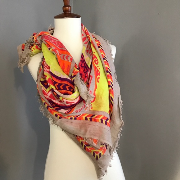 Tribal Print Scarf - Picture 1 of 4