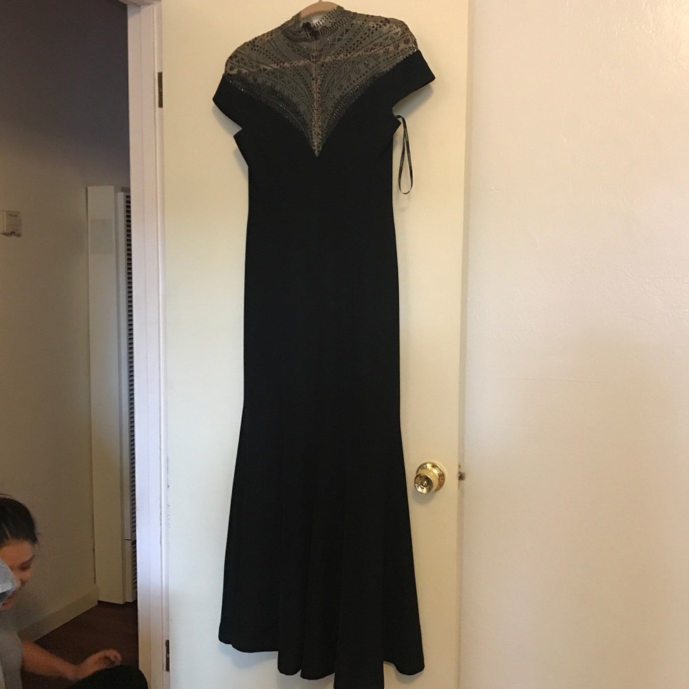 Tadashi Shoji
