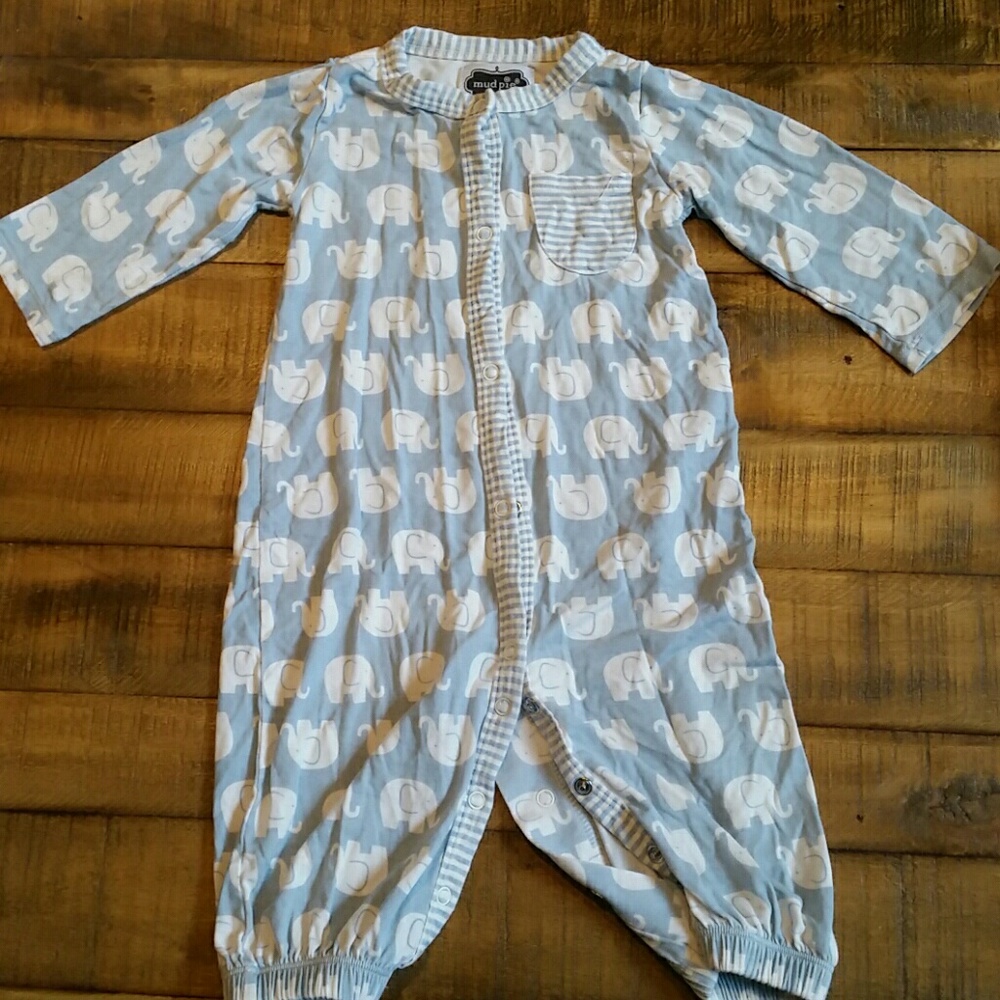 Mud pie convertible gown/playwear