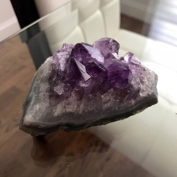 *SOLD* LARGE BANDED AMETHYST GEODE - Picture 4 of 5