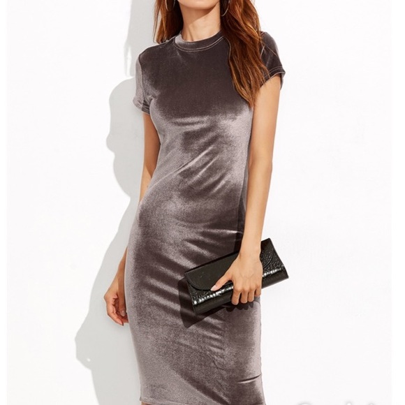 ✨ONE L LEFT✨VELVET PENCIL DRESS - Picture 3 of 5