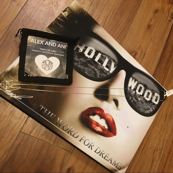 💝Path of Life Heart Necklace in Yellow Gold💖 - Picture 3 of 4