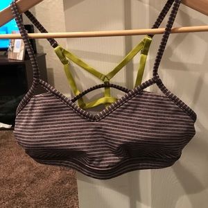 Lululemon sports bra