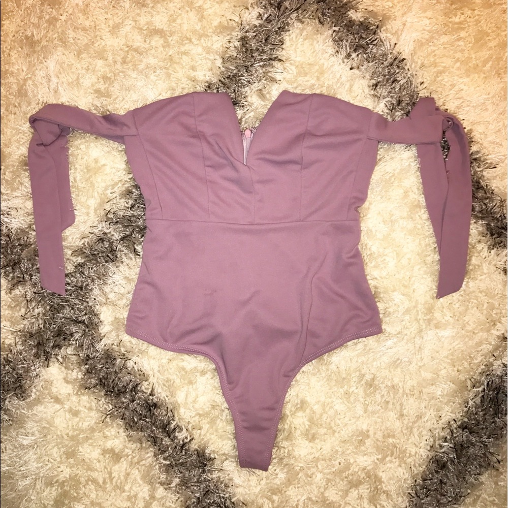 ❌SOLD❌Fashion Nova Bodysuit