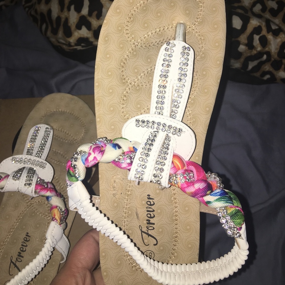 Sandals - Picture 5 of 5