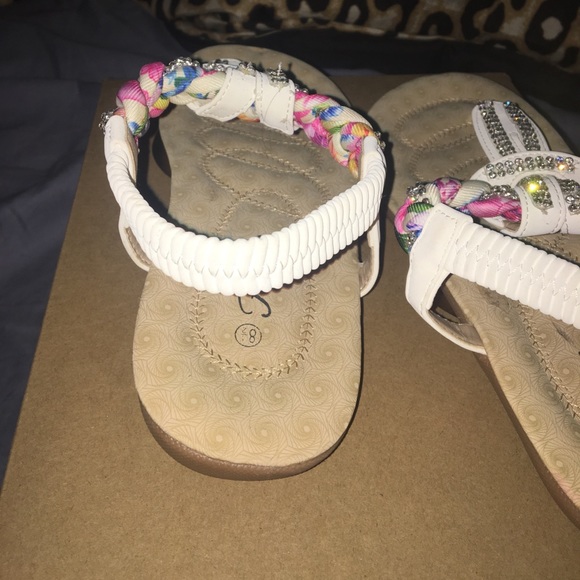 Sandals - Picture 3 of 5