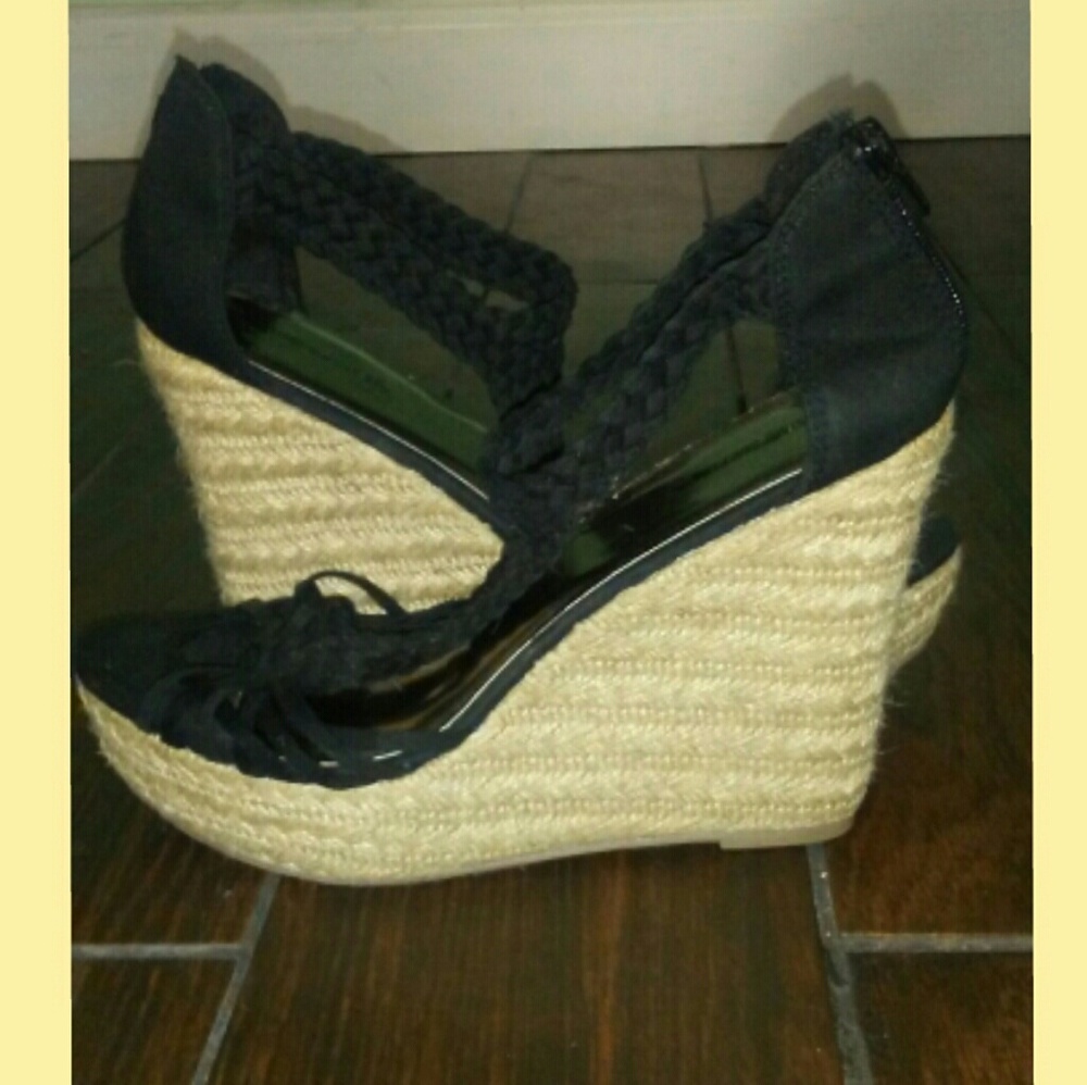 SOLD!  Black " Novalee" Wedges