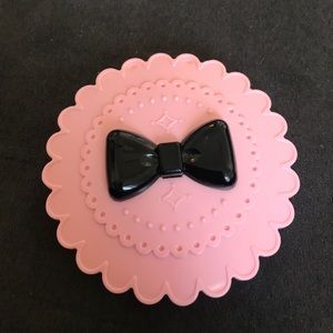 Eyelash case