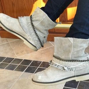 Brown suede boots, Coolway