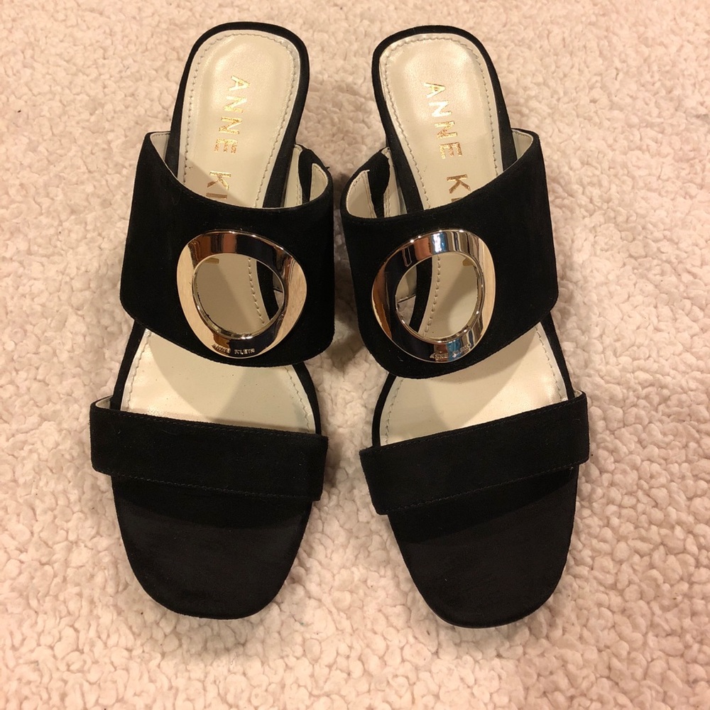 LIKE NEW- Anne Klein Block Heels