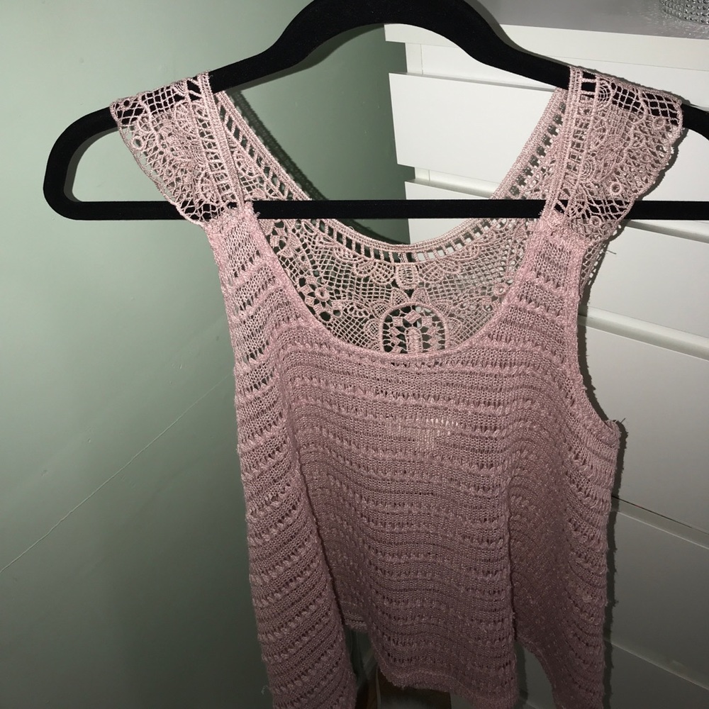 Sleeveless knit top