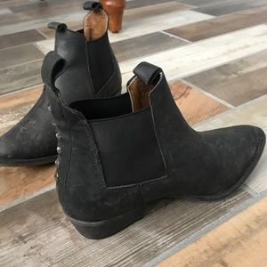 Matisse black leather chelsea boots