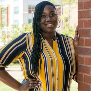 Meet your Posher, Jasmine