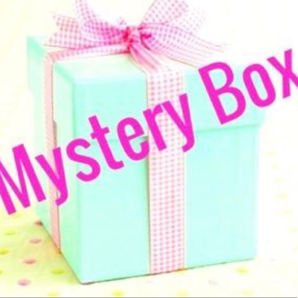 WINTER MYSTERY BOX!