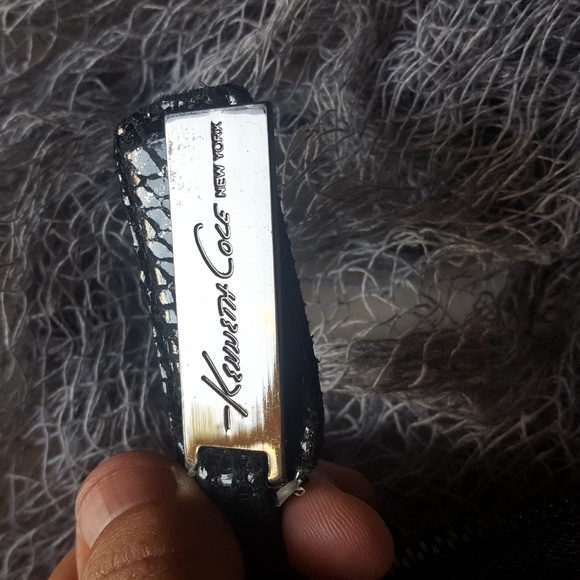 Kenneth Cole Wallet - Picture 2 of 3