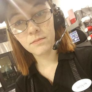 Meet your Posher, Krystal