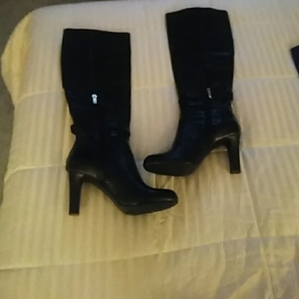 JONES NEW YORK 2 1/2INCH HEEL NWOT