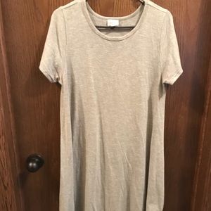 Just like new Small Lularoe Carly!!!