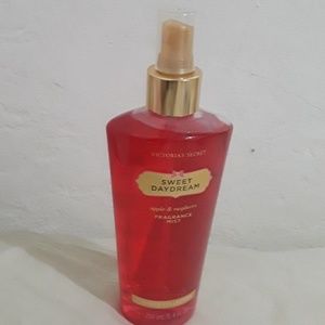 🚫SOLD 🚫Victoria Secret Sweet Daydream