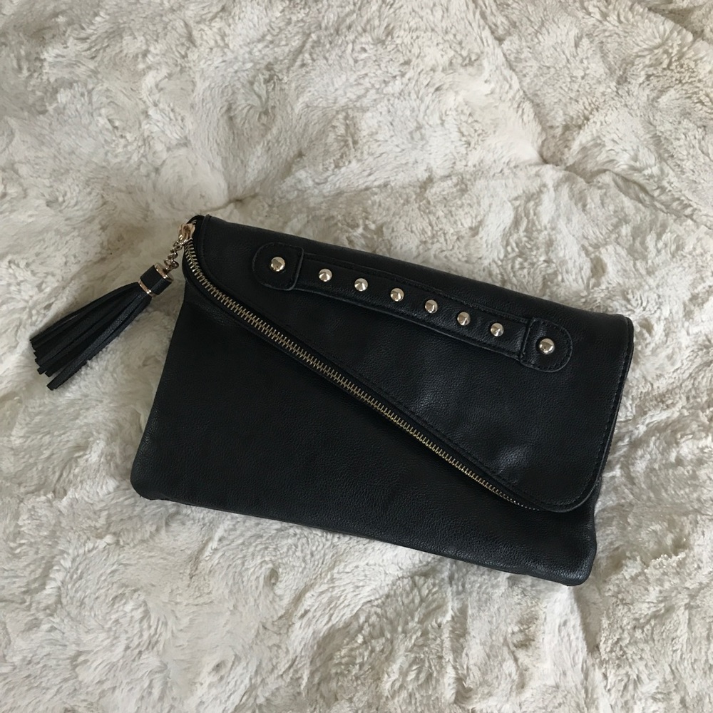 Aldo clutch