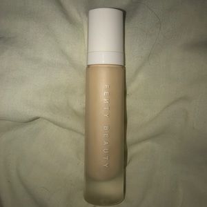 Fenty Beauty Pro Filter Soft Matte Foundation