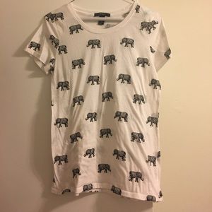 Forever 21 elephant t shirt