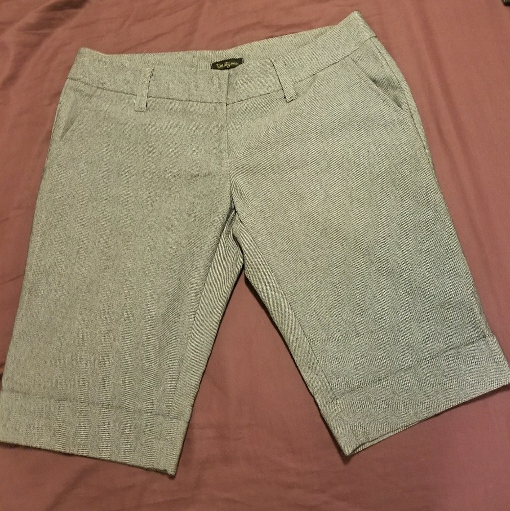 Forever 21 Bermuda short