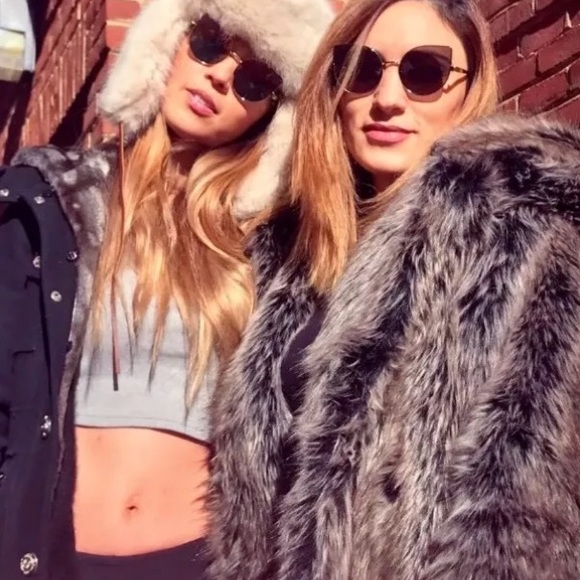 Women's Cat-eye Rose Gold mirrored Sunglasses - Picture 4 of 7